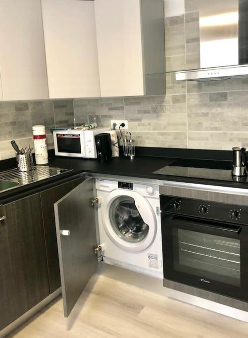 Saras Apartment Перуджа Екстериор снимка